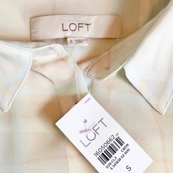 NWT LOFT Semi-Sheer Long Sleeve Plaid Button Up Blouse Size Small - Picture 2 of 4